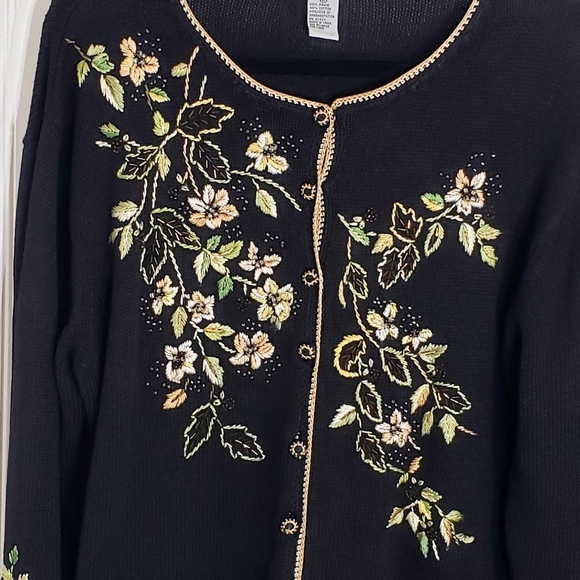 TIARA International Vintage Button Down Cardigan Sweater Embroid Flowers… - Picture 4 of 14